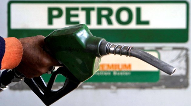 Petrol Diesel Price Today: तेल के दामों में लगी महंगाई की 'आग', मुंबई में ₹115 के पार के पहुंचा