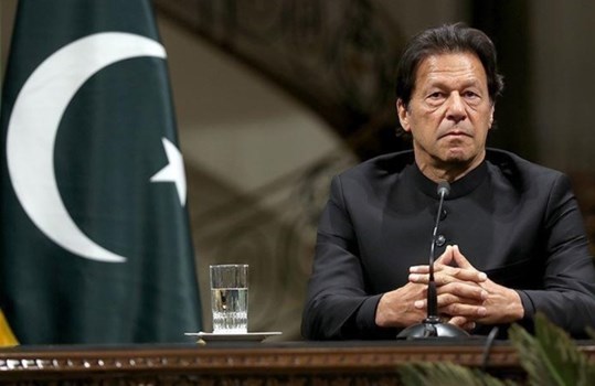 Pakistan के PM Imran Khan बोले - नहीं दूंगा इस्तीफा, सामना करने को तैयार