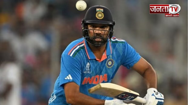 Rohit Sharma: हिटमैन ने एक बार फिर पार किया 200 का आंकड़ा, गति सीमा के चलते कटा चलान