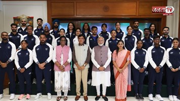 पेरिस ओलंपिक जाने वाले भारतीय दल से मिले PM,नीरज चौपड़ा,पीव सिंधू समेत तमाम खिलाड़ियों से की खास बात