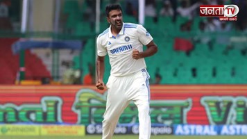 Ravichandran Ashwin ने इंटरनेशनल क्रिकेट से लिया संन्यास, 287 मैच में चटकाए 765 विकेट 