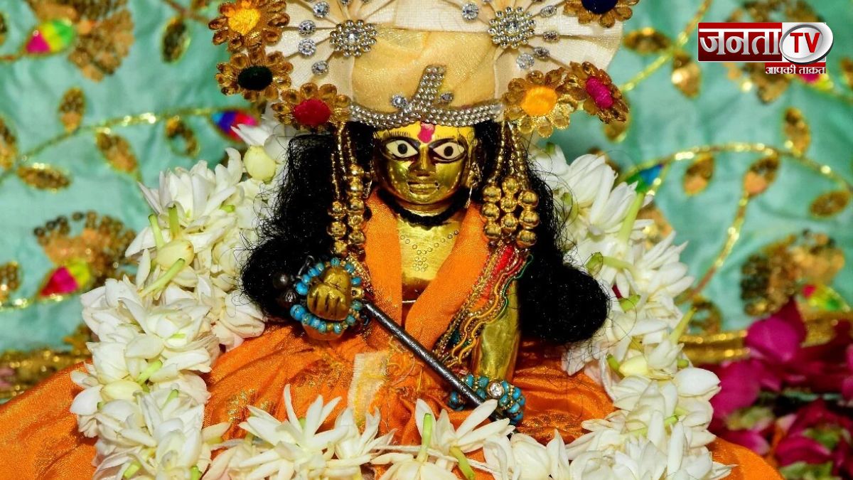 Laddu Gopal chhathi 2024 : ऐसे मनाएं श्री कृष्ण की छठी, जानें पूजा विधि और खास भोग